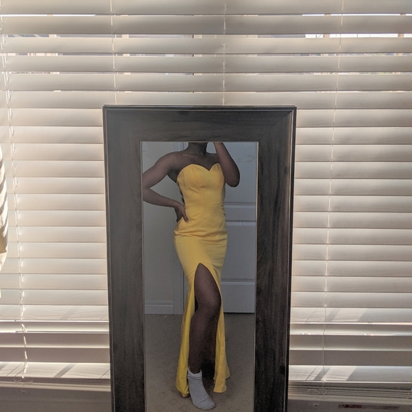 La Femme Yellow Strapless Dress - Picture 4 of 8